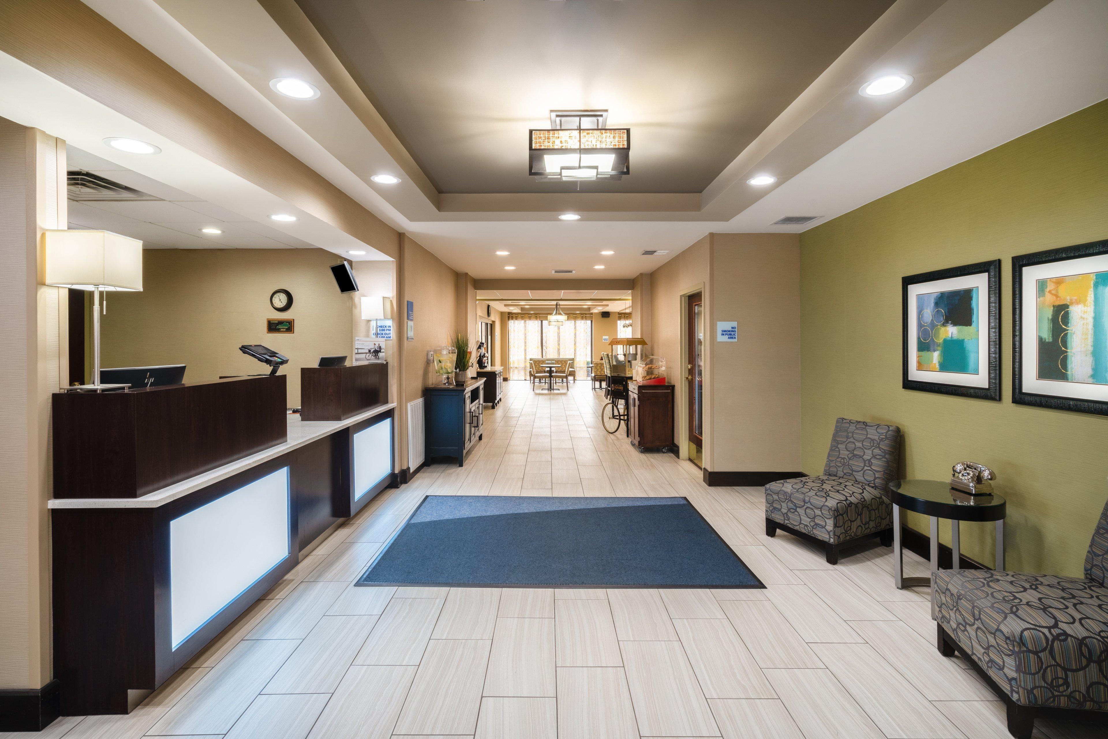 Holiday Inn Express Hotel & Suites Ashland By Ihg Экстерьер фото