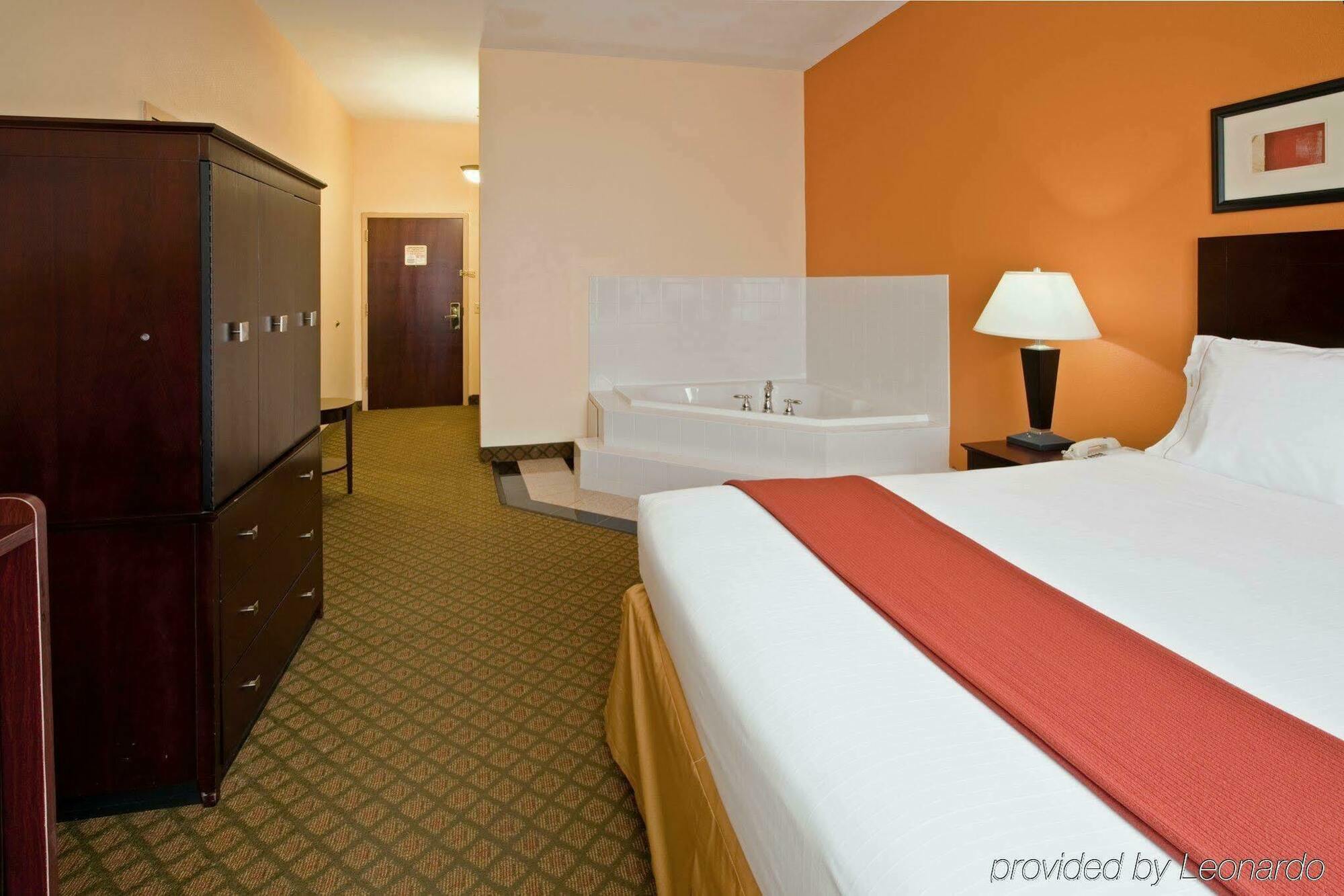 Holiday Inn Express Hotel & Suites Ashland, An Ihg Hotel Экстерьер фото
