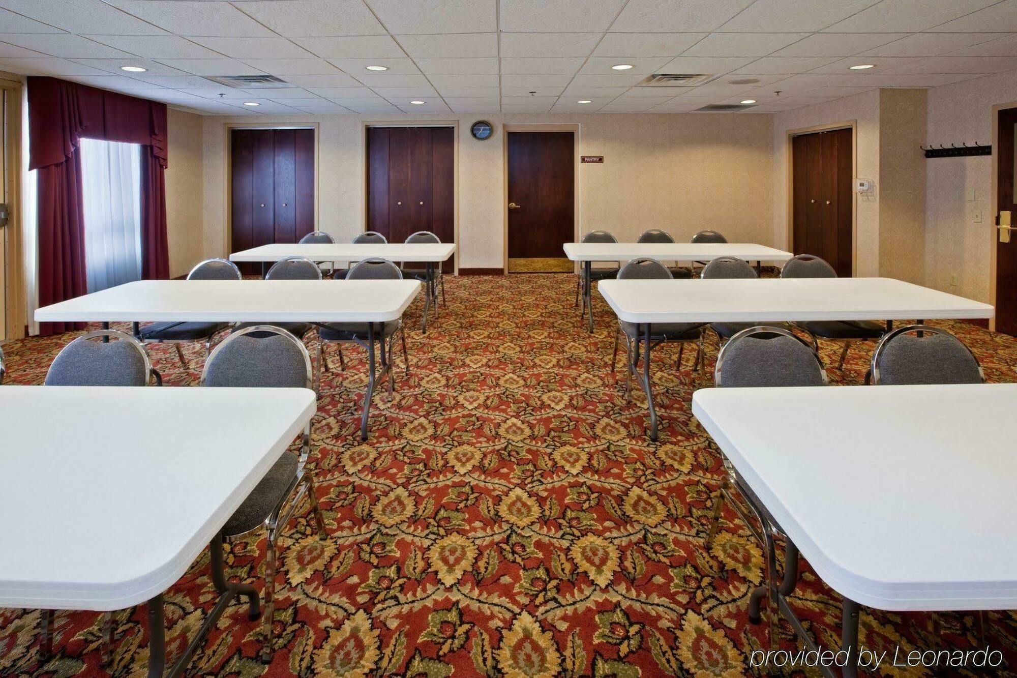 Holiday Inn Express Hotel & Suites Ashland By Ihg Экстерьер фото